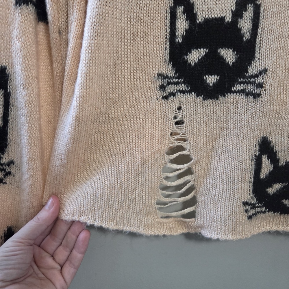 Material Girl XL Cat Sweater Distressed Knit Goth Grunge Alt Cat Lady Punk Y2K - Picture 4 of 10